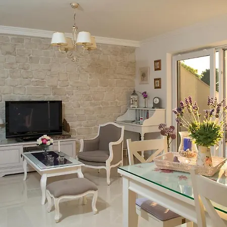 La Perla Villa