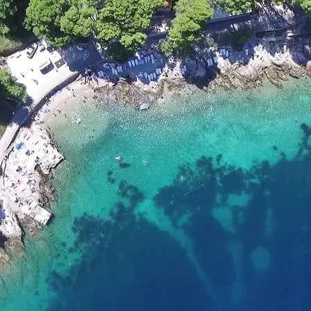 La Perla Villa